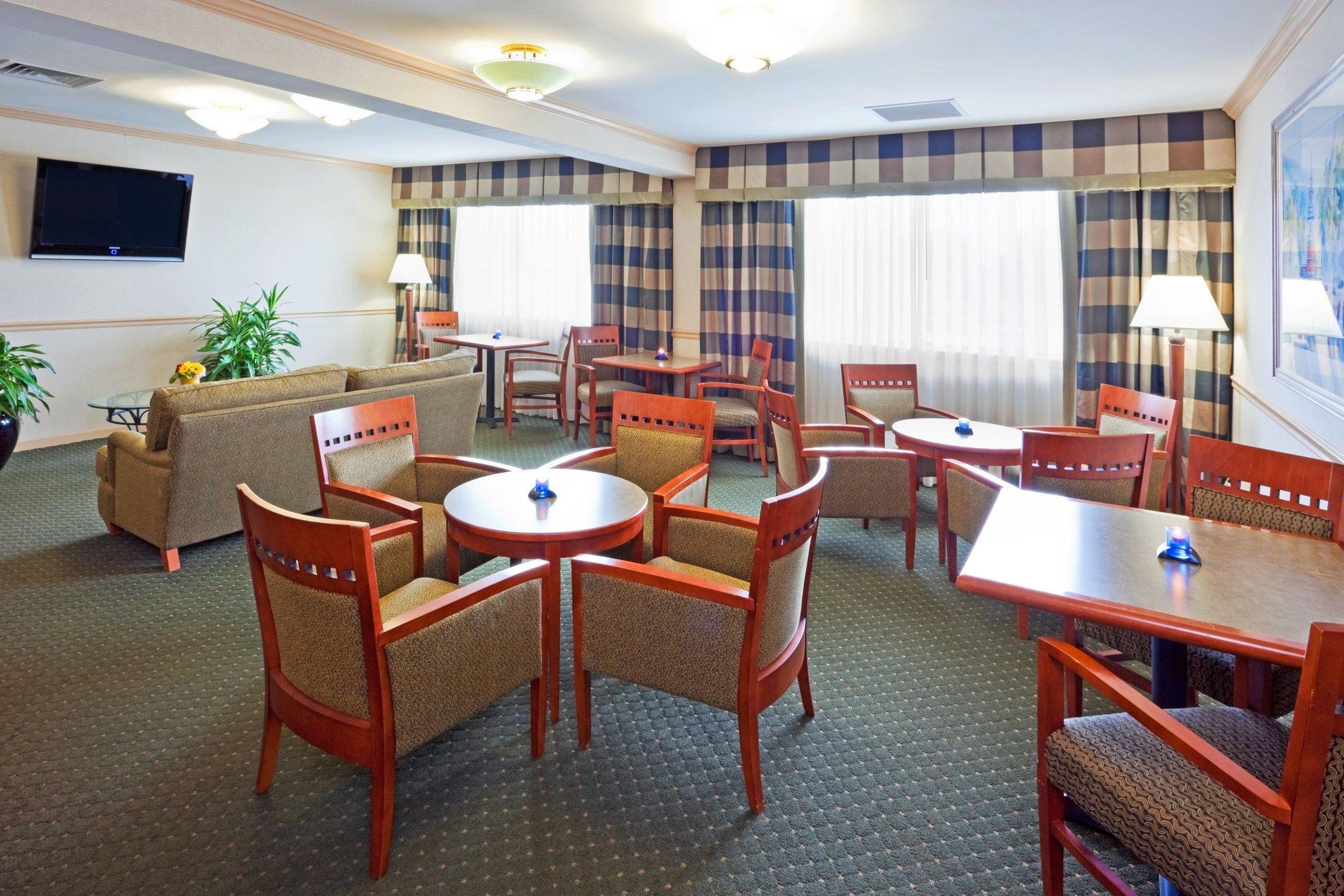 Crowne Plaza Philadelphia King Of Prussia Hotel Bagian luar foto